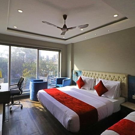 The Ivy Grand Hotel In City Centre With Free Secured Parking New Delhi Eksteriør bilde