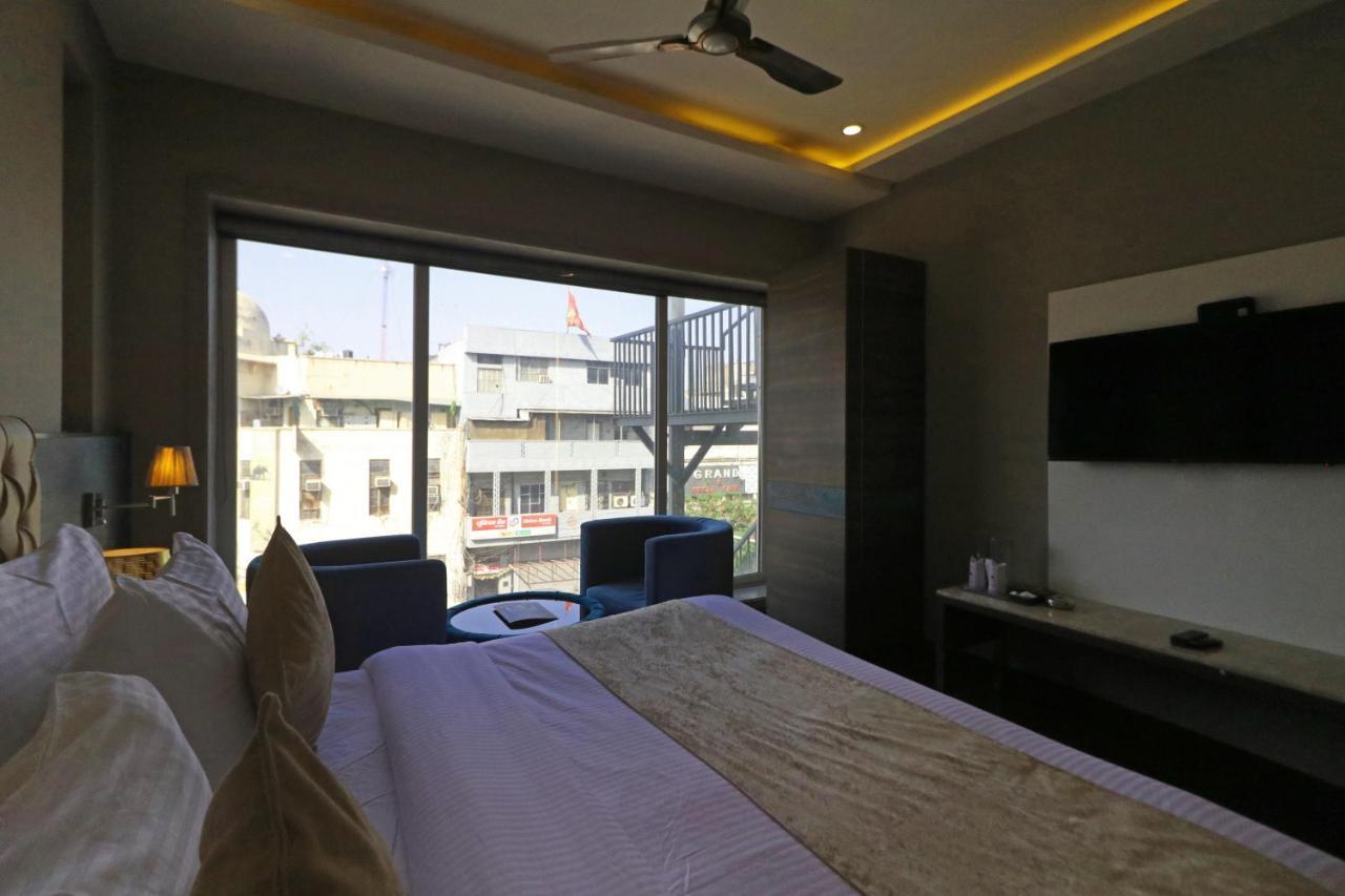 The Ivy Grand Hotel In City Centre With Free Secured Parking New Delhi Eksteriør bilde