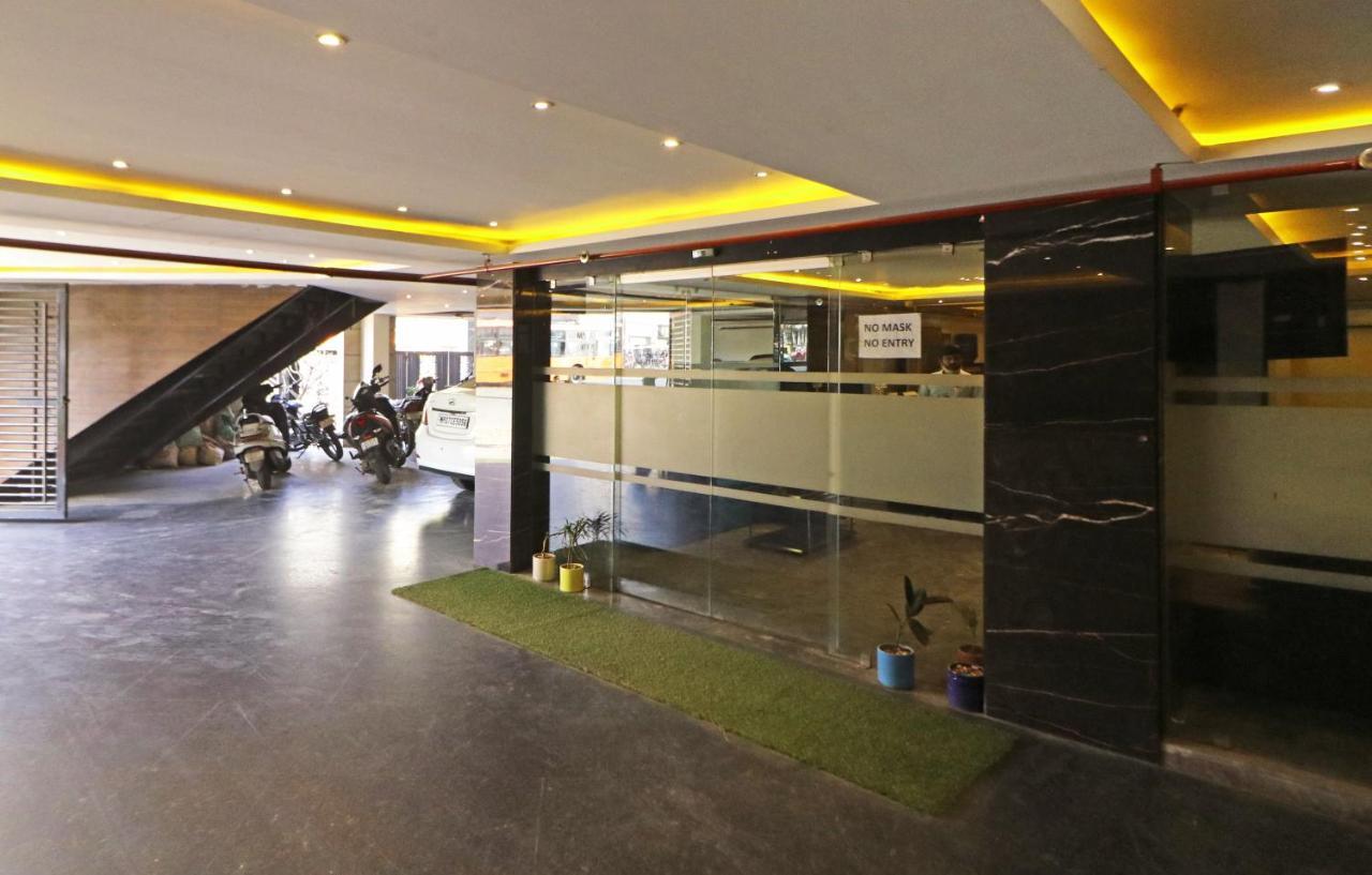The Ivy Grand Hotel In City Centre With Free Secured Parking New Delhi Eksteriør bilde