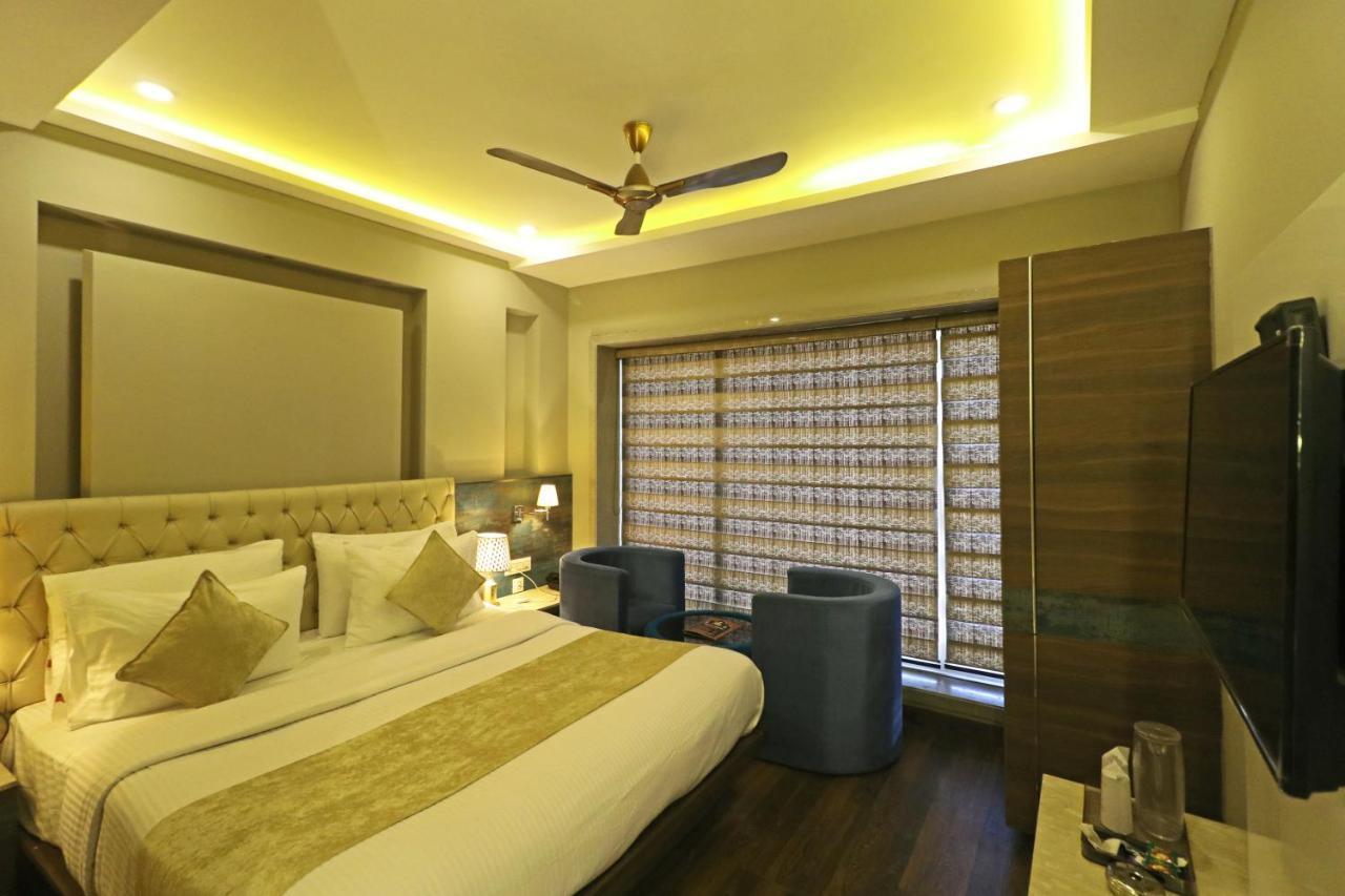 The Ivy Grand Hotel In City Centre With Free Secured Parking New Delhi Eksteriør bilde