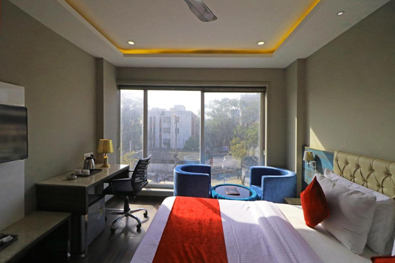 The Ivy Grand Hotel In City Centre With Free Secured Parking New Delhi Eksteriør bilde