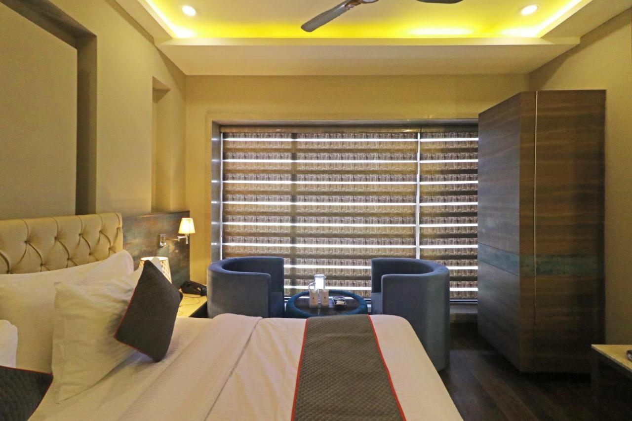 The Ivy Grand Hotel In City Centre With Free Secured Parking New Delhi Eksteriør bilde