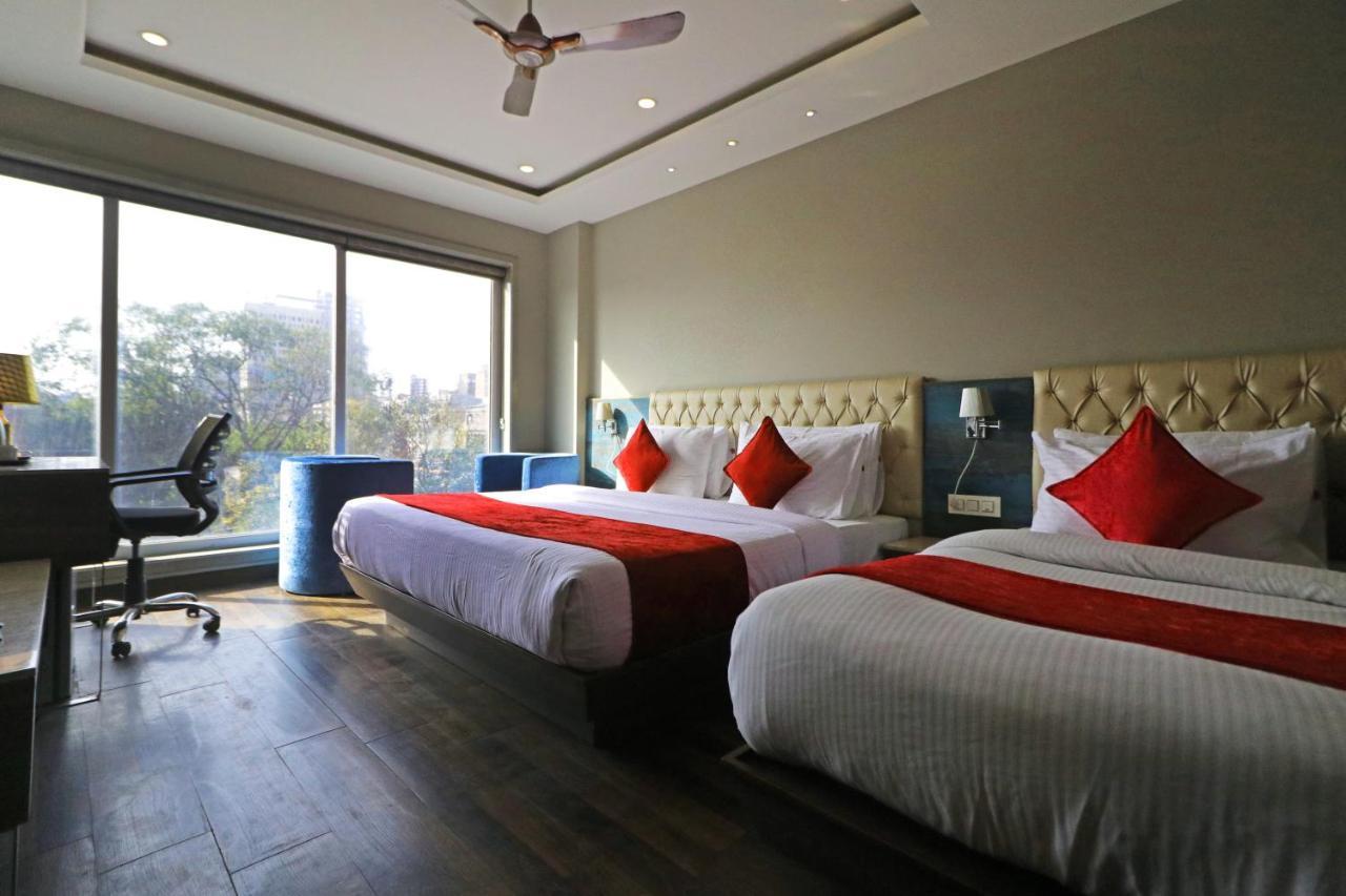 The Ivy Grand Hotel In City Centre With Free Secured Parking New Delhi Eksteriør bilde